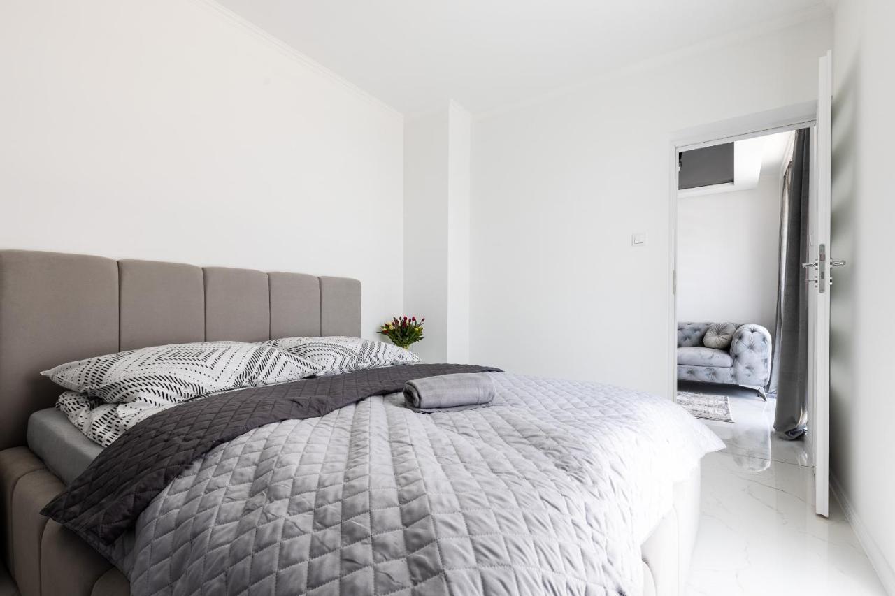 Apartament Z Basenem I Kominkiem ,,Baltic Sun” Sztutowo Exterior foto